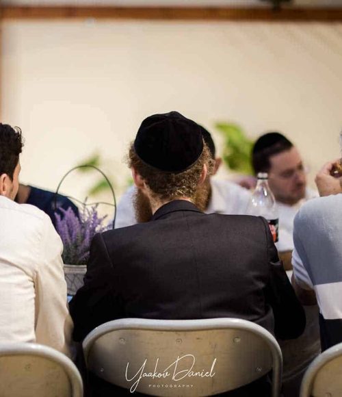 משתתפים באירוע נפגשים מחוץ לקופסה בעיר דוד