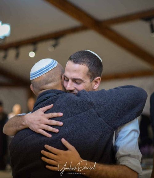 משתתפים באירוע נפגשים מחוץ לקופסה בעיר דוד