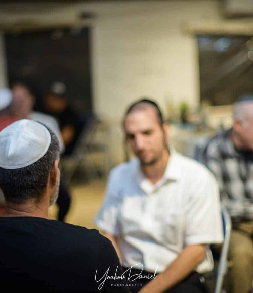 משתתפים באירוע נפגשים מחוץ לקופסה בעיר דוד
